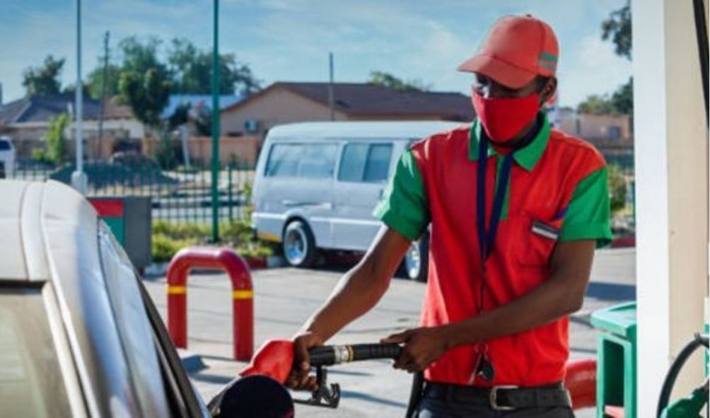 Motorists Expose Petrol Stations Selling 1 ltr At Ksh300