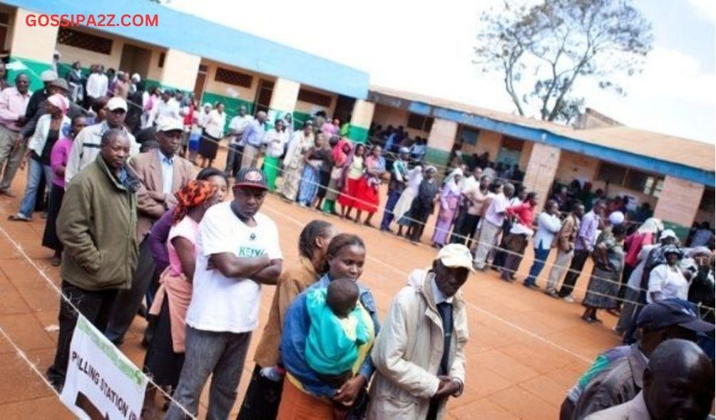 Kenyans in a queue waiting to cast their vote in a past election.