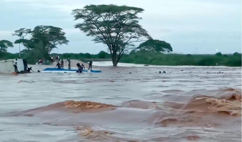 A screengrab of rescue efforts for a boat that capsized in Tana River County on April 28, 2024