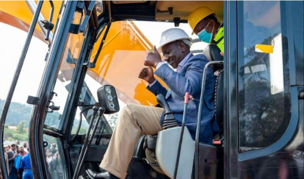 President William Ruto at the groundbreaking ceremony for the construction of the Kisii County Cancer Treatment Centre in Nyaribari Chache Constituency, Kisii County.