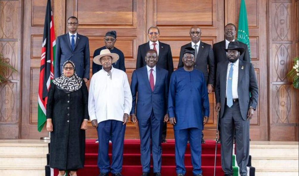 President William Ruto and former Prime Minister Raila Odinga pose for picture with leaders from other East African Community countries at State House, Nairobi on August 27, 2024