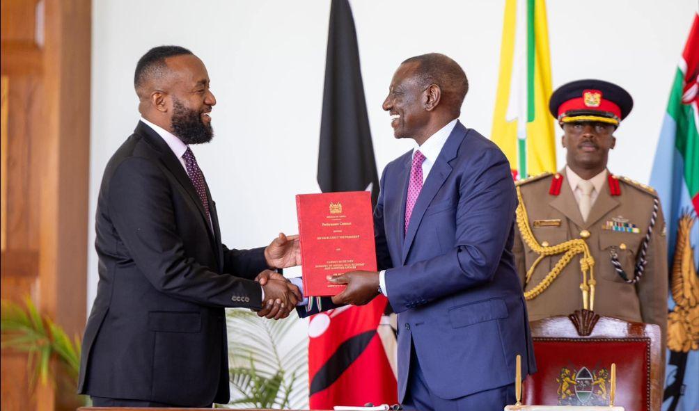 Mining CS Hassan Joho (right) with President William Ruto(right), November 7, 2024.