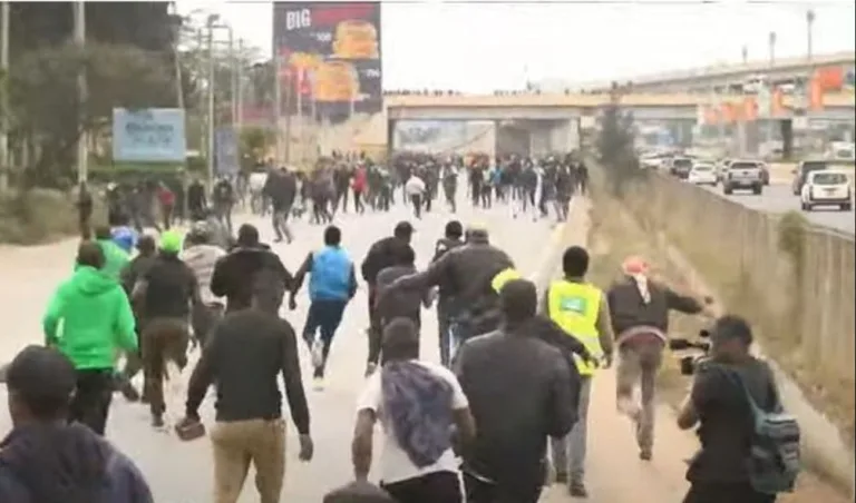 Gachagua Homecoming: EX-MP Explains Why Chaos Might Have Been Scripted A screengrab of youth from different actions clash on Mombasa Road during Rigathi Gachagua's homecoming on August 21, 2025.